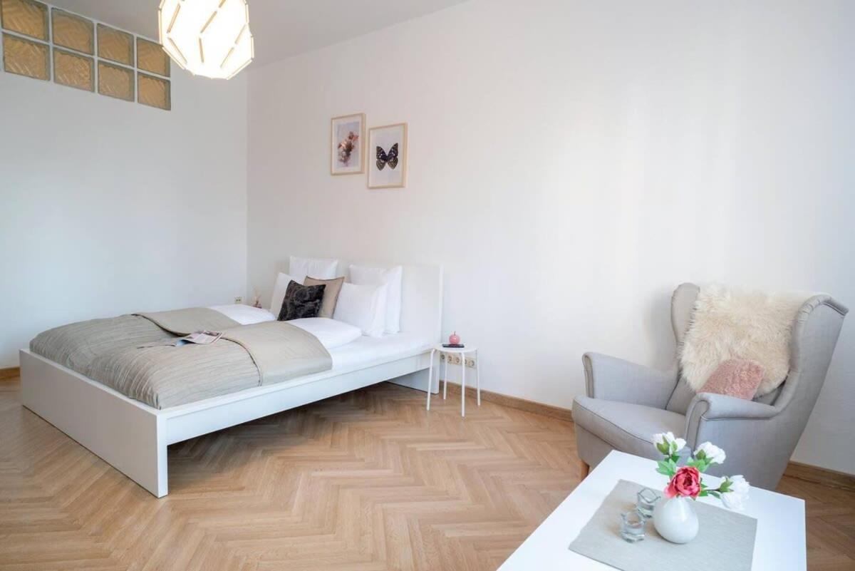Convenient Apartment In The Heart Of Downtown Budapest Eksteriør billede